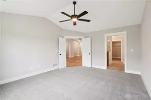 5019 Waterford Ln, Middletown, OH 45044 - Photo 18