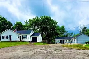 7040 W 3rd St, Dayton, OH 45417 - Photo 2