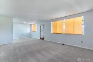 20 Macgregor Dr, Dayton, OH 45426 - Photo 2