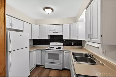 6765 Little Richmond Road, Dayton, OH 45426 - Photo 8