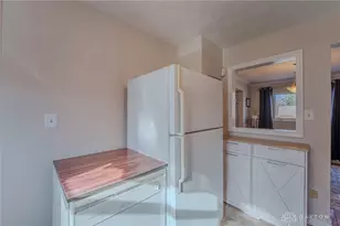 308 E Dorothy Ln, Dayton, OH 45419 - Photo 10