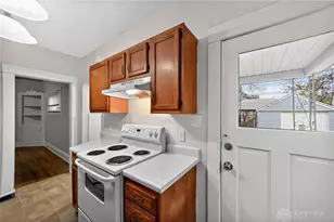 2536 Ravenwood Ave, Dayton, OH 45406 - Photo 14