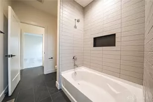 1226 Normandy Rue, Clearcreek Twp, OH 45458 - Photo 48