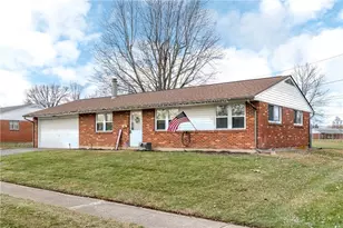 7121 Saffron Dr, Dayton, OH 45424 - Photo 2