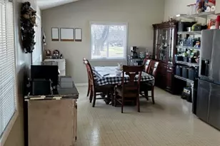 4524 Drayton Ct, Kettering, OH 45440 - Photo 4