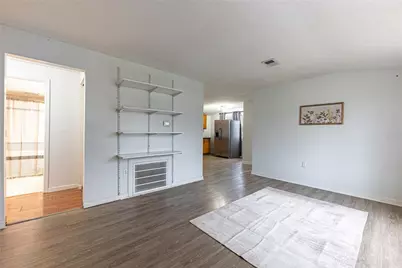 698 S Riverview Avenue, Miamisburg, OH 45342 - Photo 2