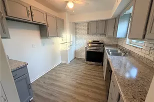 2175 Carlsbory Dr, Cincinnati, OH 45231 - Photo 32