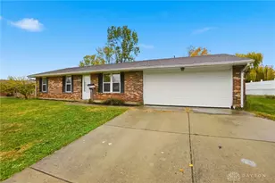 6429 Leawood Dr, Huber Heights, OH 45424 - Photo 2