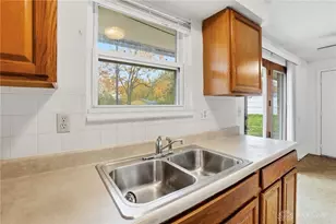 6429 Leawood Dr, Huber Heights, OH 45424 - Photo 12