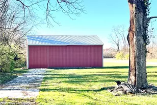 3145 Troy Rd, Springfield, OH 45504 - Photo 2