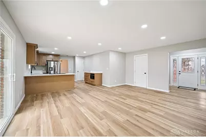 955 Oak Dale Drive, Xenia, OH 45385 - Photo 8