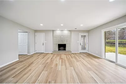 955 Oak Dale Drive, Xenia, OH 45385 - Photo 6