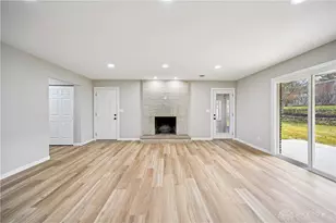 955 Oak Dale Dr, Xenia, OH 45385 - Photo 6