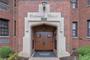 1211 Far Hills Ave, Oakwood, OH 45419 - Photo 2