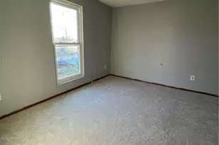 137 N Stanley St, Bellefontaine, OH 43311 - Photo 24