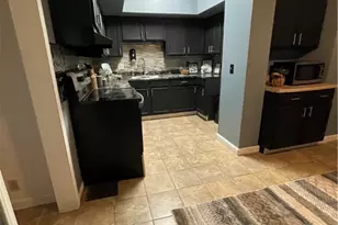 137 N Stanley St, Bellefontaine, OH 43311 - Photo 14