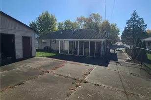 825 Brookfield Rd, Dayton, OH 45429 - Photo 24