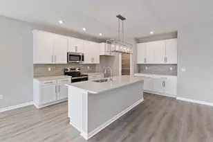 3604 Cypress Pointe Dr, Bellbrook, OH 45305 - Photo 2