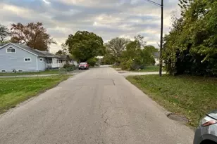 2108 Gipsy Dr, Dayton, OH 45414 - Photo 4