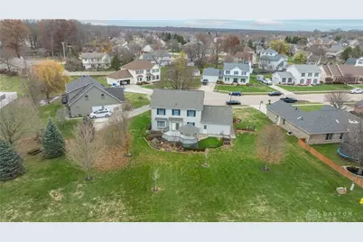 830 Pinehurst Drive, Tipp City, OH 45371 - Photo 34