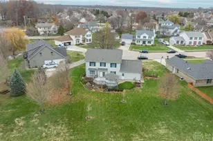 830 Pinehurst Dr, Tipp City, OH 45371 - Photo 34