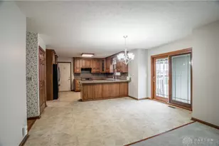 830 Pinehurst Dr, Tipp City, OH 45371 - Photo 8