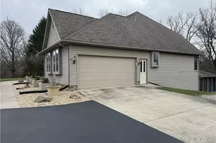 1650 Cranbrook Dr, New Carlisle, OH 45344 - Photo 2