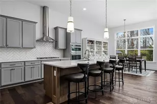 9905 Rothschild Ct, Clearcreek Twp, OH 45458 - Photo 14