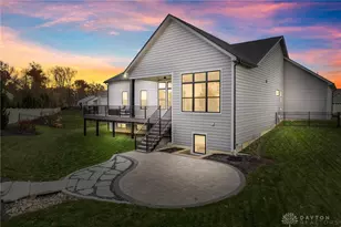 9905 Rothschild Ct, Clearcreek Twp, OH 45458 - Photo 6