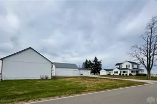 2082 Preble Cty Butler Twp Rd, New Madison, OH 45346 - Photo 12