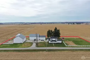 2082 Preble Cty Butler Twp Rd, New Madison, OH 45346 - Photo 2