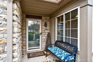 2042 Wentworth Village Dr, Bellbrook, OH 45305 - Photo 4