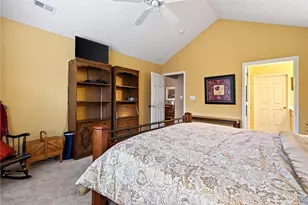 2042 Wentworth Village Dr, Bellbrook, OH 45305 - Photo 16