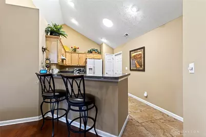 2042 Wentworth Village Drive, Bellbrook, OH 45305 - Photo 24