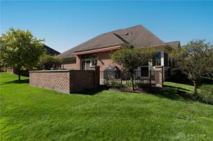 2350 Spring Rose Dr, Dayton, OH 45459 - Photo 34