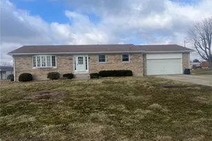 2639 Anita Dr, Springfield, OH 45504 - Photo 2