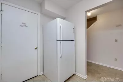 978 Irving Avenue #24, Dayton, OH 45419 - Photo 6