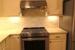 180 Old Pond Rd, Springboro, OH 45066 - Photo 6