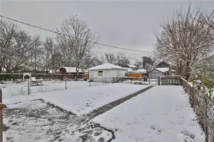 62 Pioneer St, Dayton, OH 45405 - Photo 22