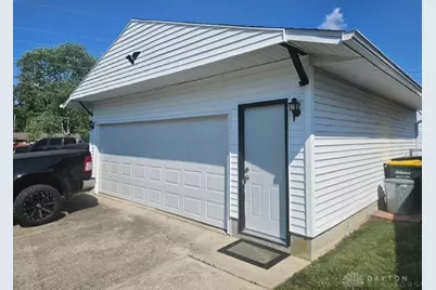 109 Ostend Drive, Brookville, OH 45309 - Photo 4