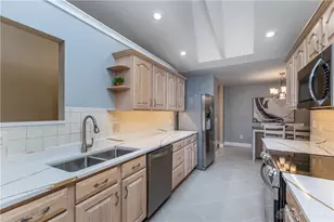 2014 Waterfall Ln, Vandalia, OH 45377 - Photo 8