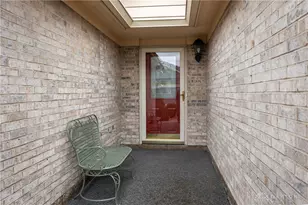 2014 Waterfall Ln, Vandalia, OH 45377 - Photo 4