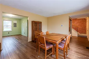 8581 Pinegate Way, Huber Heights, OH 45424 - Photo 6