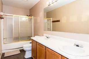 8581 Pinegate Way, Huber Heights, OH 45424 - Photo 36