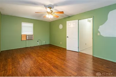 8581 Pinegate Way, Huber Heights, OH 45424 - Photo 24