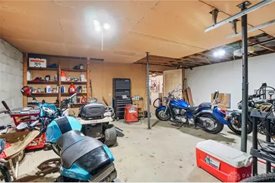 2400 Thor Drive, Springfield, OH 45503 - Photo 32