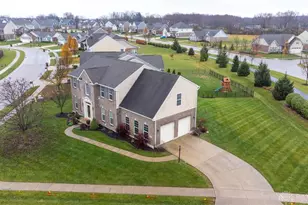 9372 Aspen Brook Ct, Clearcreek Twp, OH 45458 - Photo 2