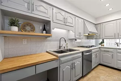 6031 Buggy Whip Lane, Centerville, OH 45459 - Photo 12