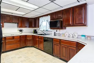 7238 Belle Plain Dr, Dayton, OH 45424 - Photo 12