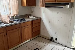 2109 Queen Ave, Middletown, OH 45044 - Photo 4